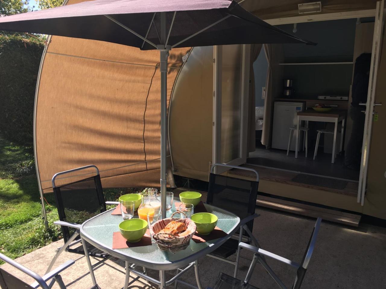 Camping 3 Etoiles - Piscine Chauffee - Vue Montagne Saint-Girons  Exterior foto