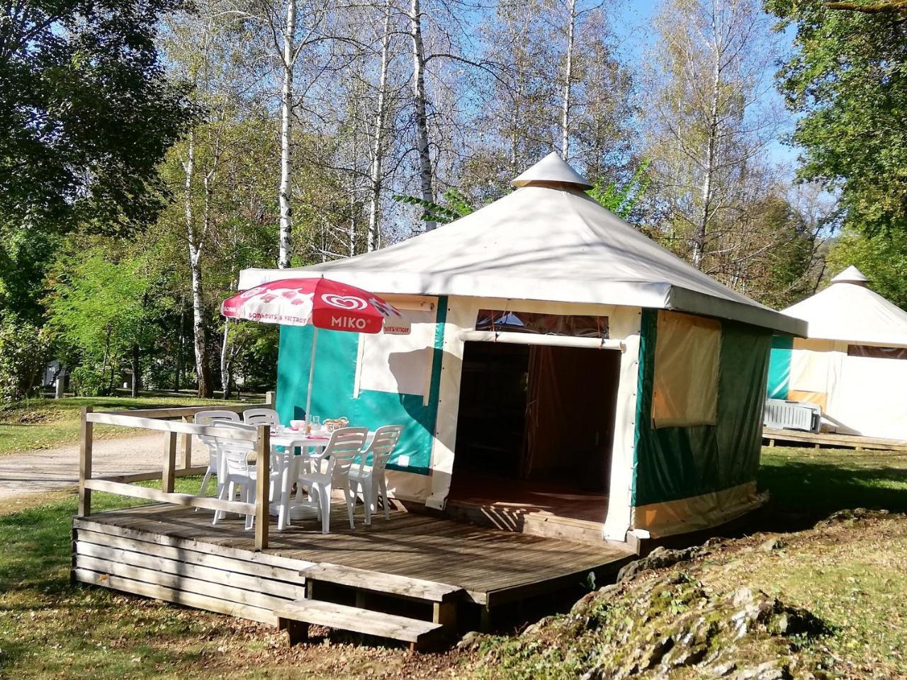 Camping 3 Etoiles - Piscine Chauffee - Vue Montagne Saint-Girons  Exterior foto