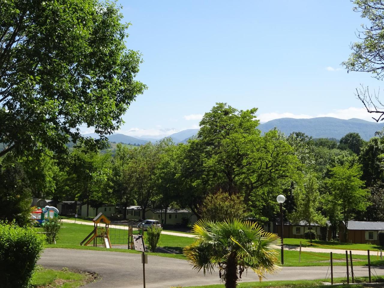 Camping 3 Etoiles - Piscine Chauffee - Vue Montagne Saint-Girons  Exterior foto